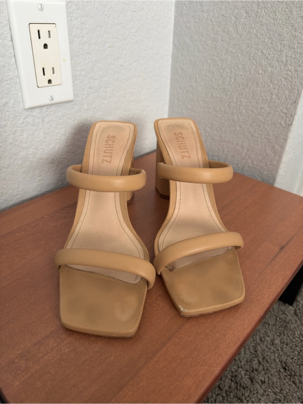 Schutz ULLY NAPPA LEATHER SANDAL